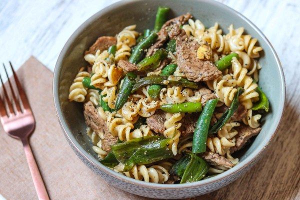 Steak & green bean pasta